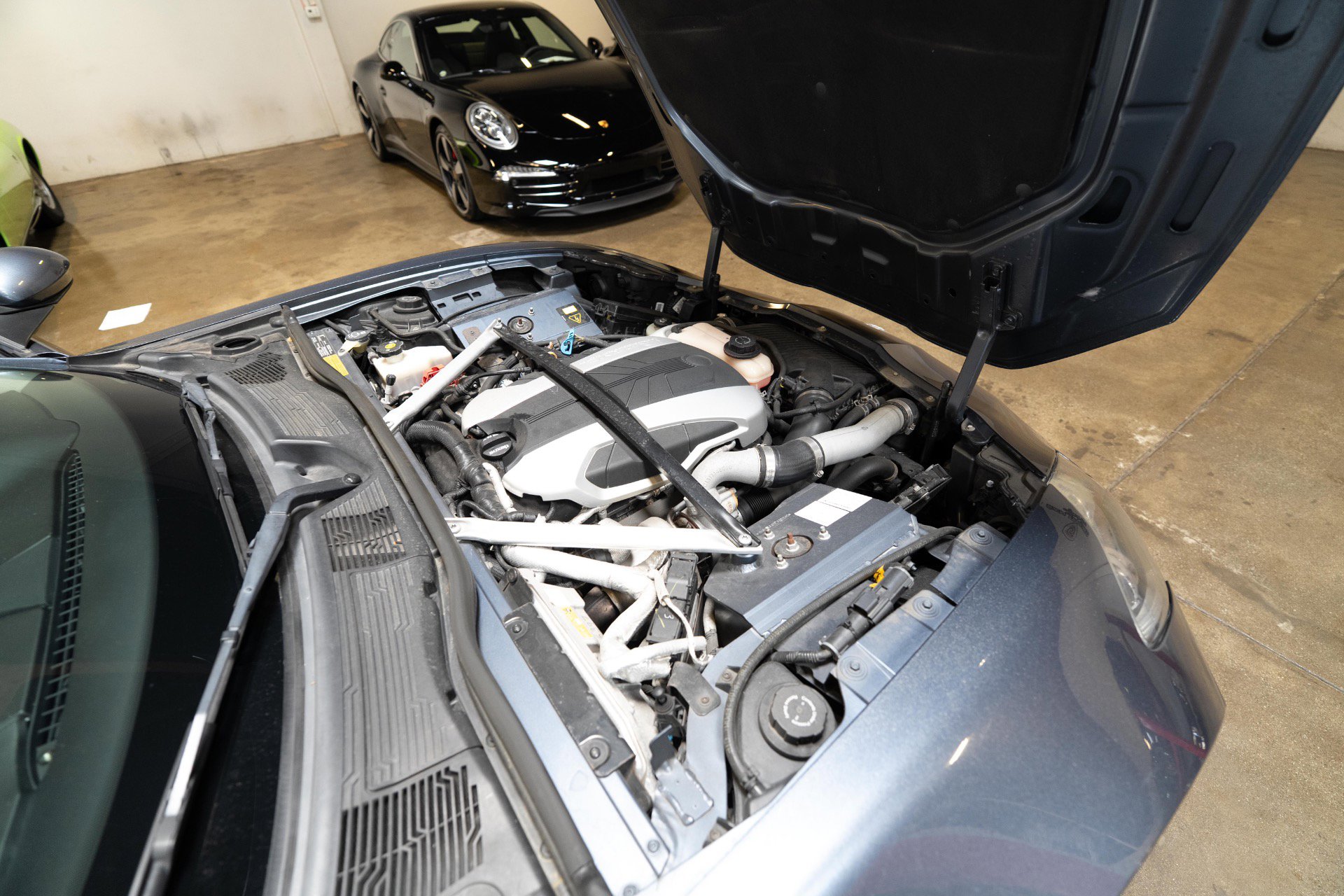 Used 2012 Fisker Karma EcoSport RWD image 80