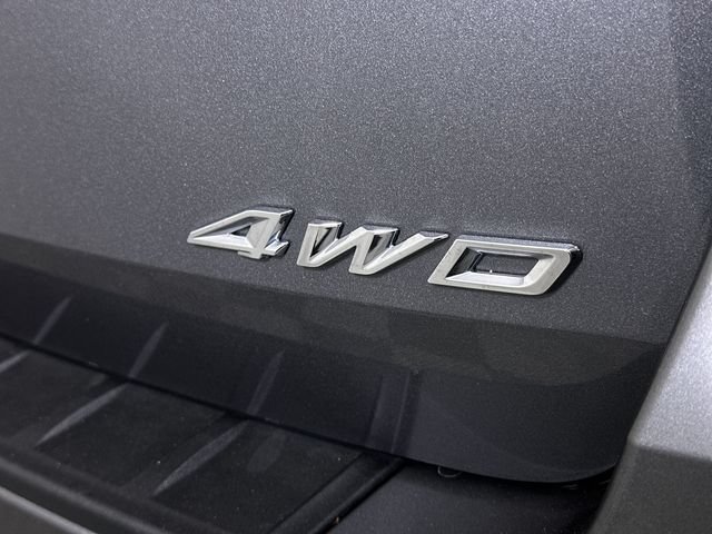 Used 2025 Ford Explorer ST-Line w/ ST-Line Street Pack AWD/4WD image 33