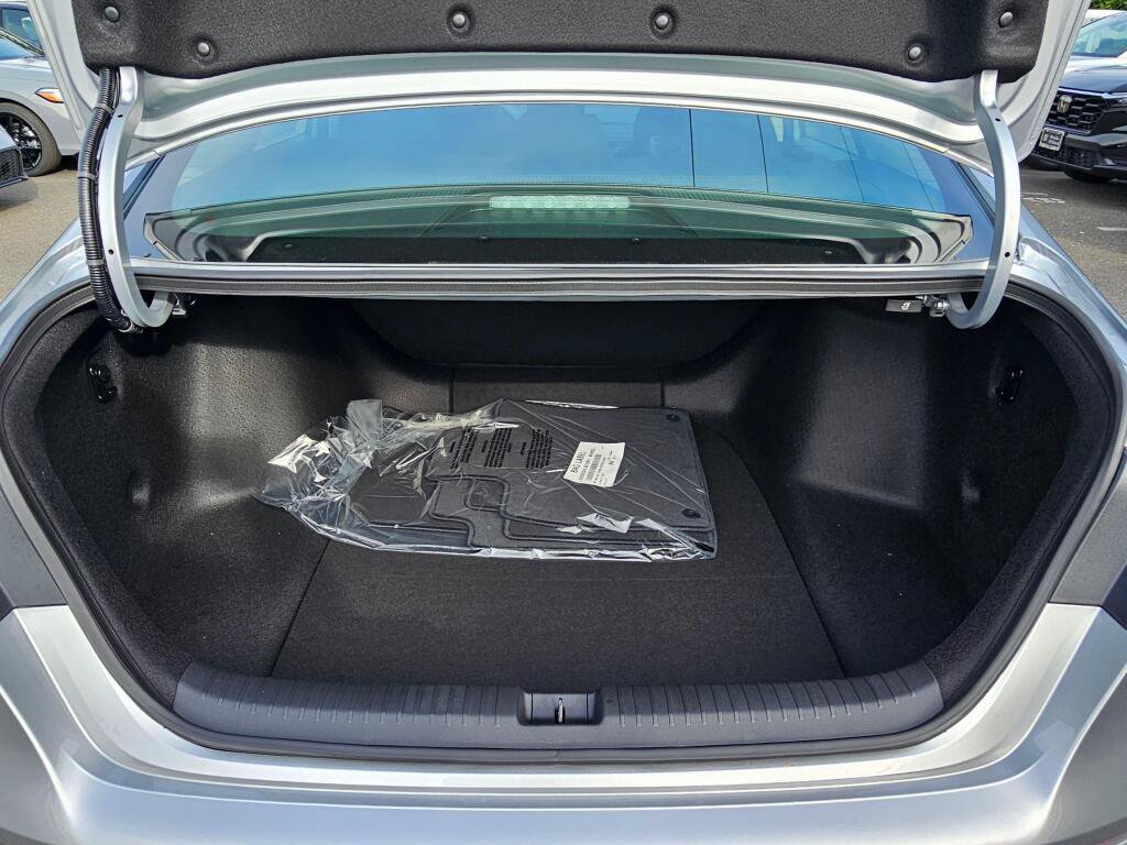 New 2026 Honda Accord LX image 16