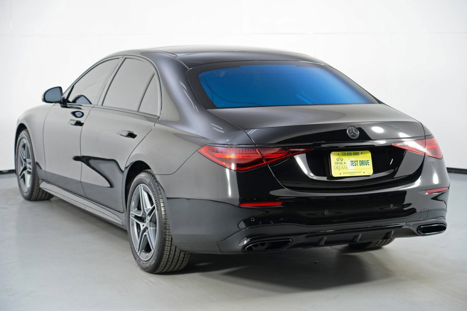 Used 2022 Mercedes-Benz S 500 4MATIC w/ AMG Line Package image 58
