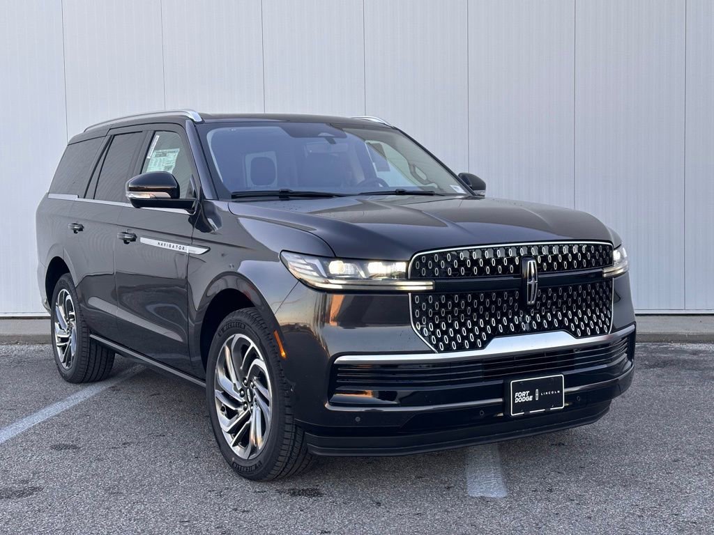 New 2025 Lincoln Navigator Reserve image 6