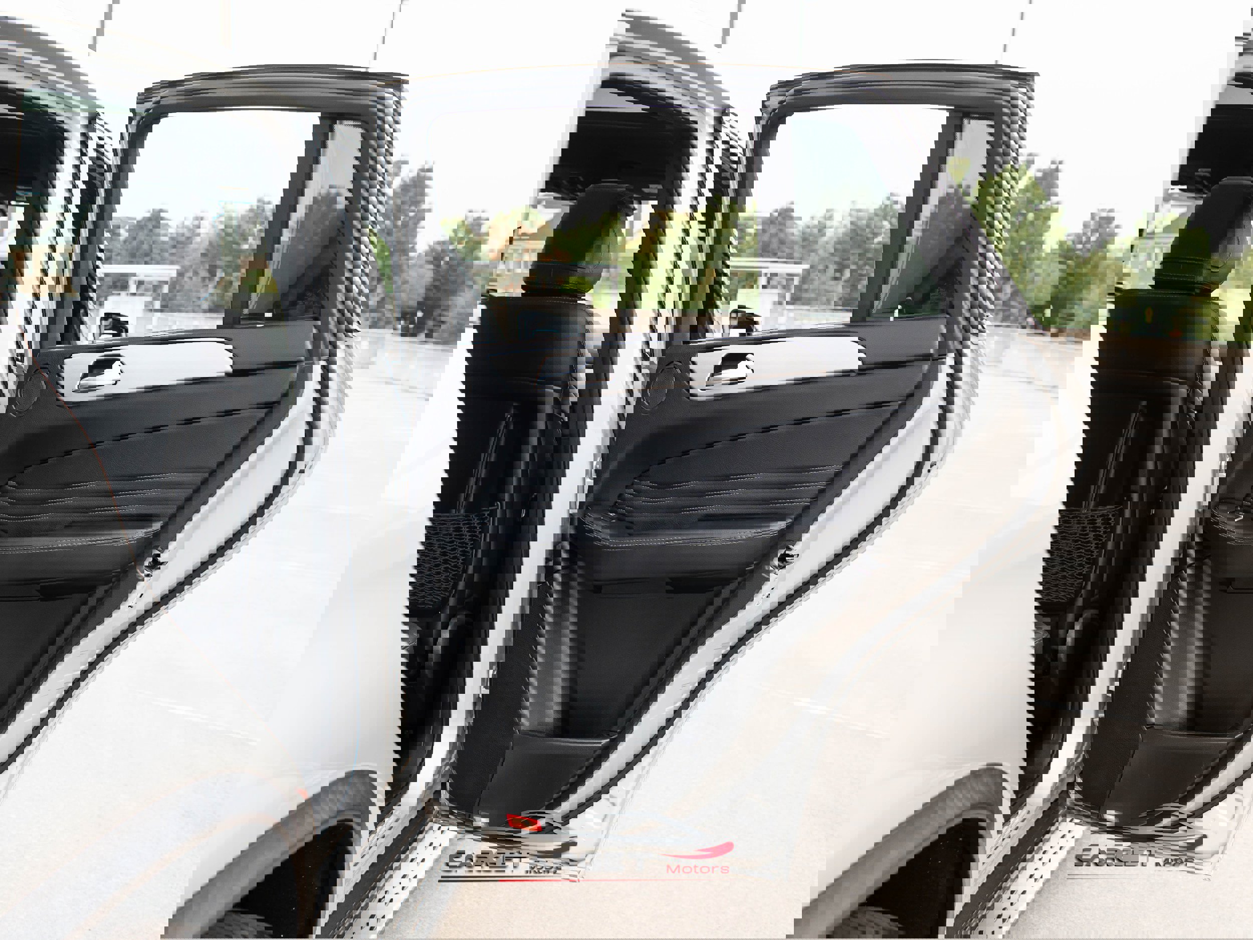 Used 2019 Mercedes-Benz GLE 43 AMG 4MATIC image 46