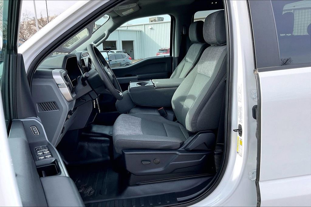 Used 2023 Ford F150 XLT w/ XTR Package image 22