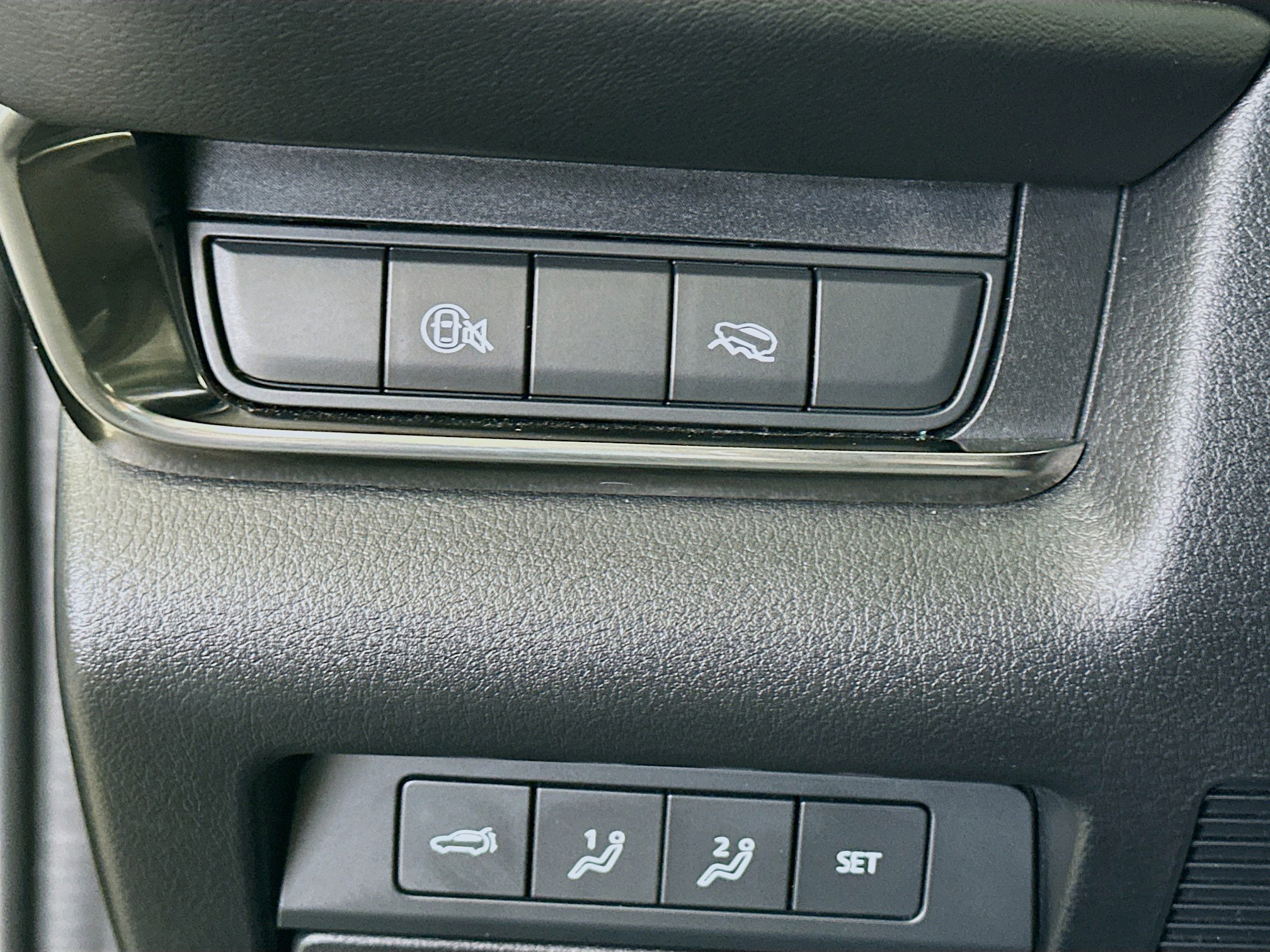 Used 2024 MAZDA CX-30 AWD 2.5 S w/ Premium Package image 17