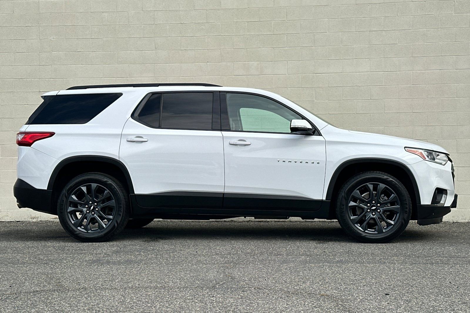Certified 2020 Chevrolet Traverse RS image 3