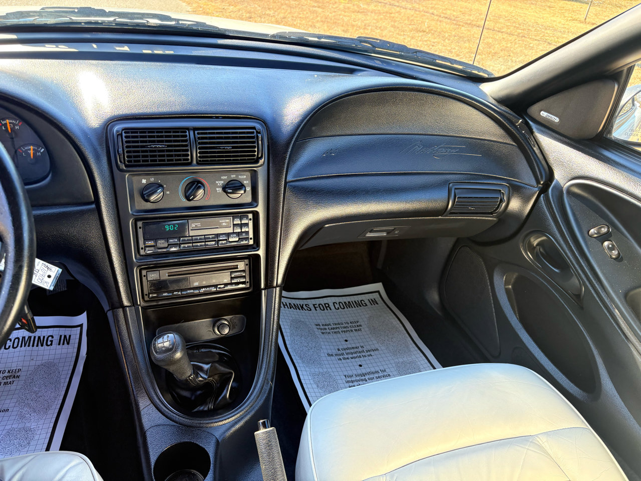 Used 1998 Ford Mustang Convertible image 40