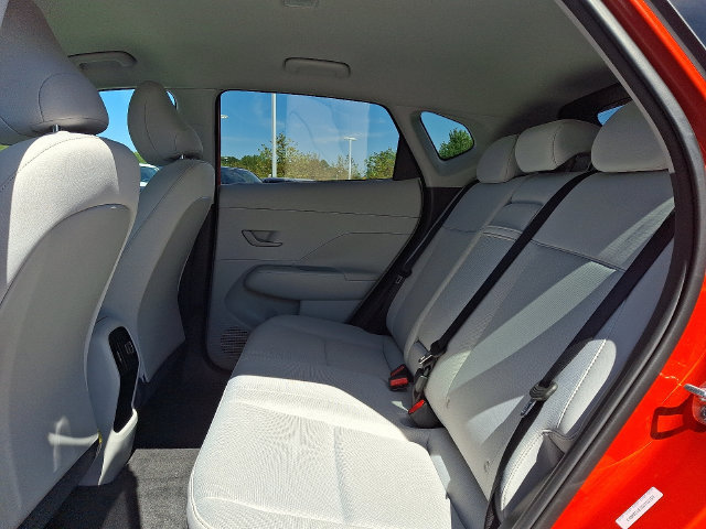 Used 2025 Hyundai Kona SEL AWD/4WD image 10