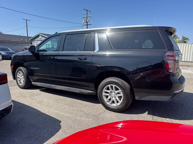 Used 2023 Chevrolet Suburban LT AWD/4WD image 8