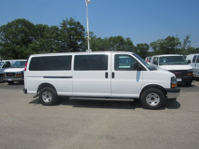 Certified 2023 Chevrolet Express 3500 LT w/ LT Preferred Equipment Group RWD image 3