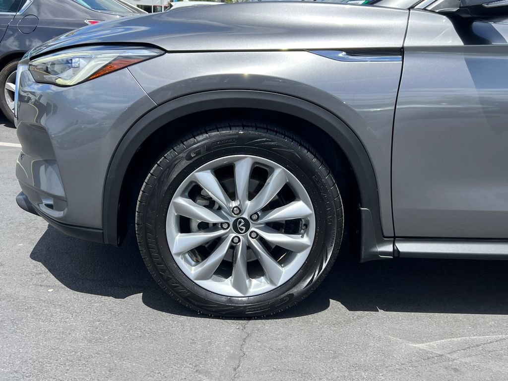 Used 2020 INFINITI QX50 Luxe w/ Navigation Package AWD/4WD image 5