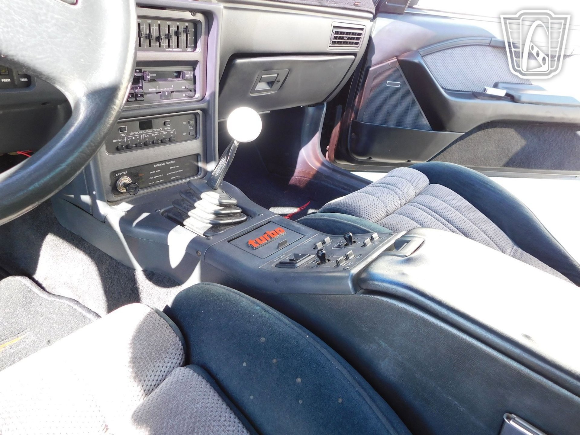 Used 1987 Ford Thunderbird RWD image 11