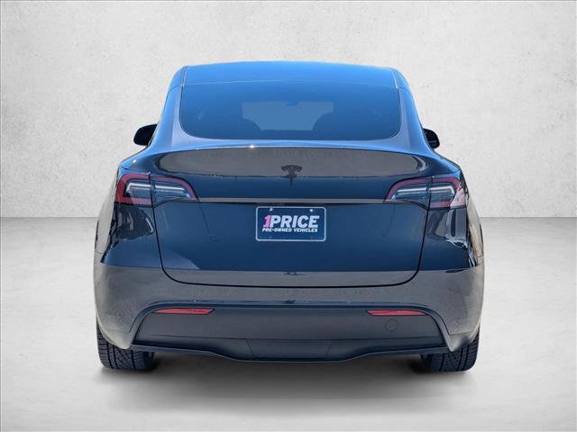 Used 2024 Tesla Model Y Long Range RWD image 7