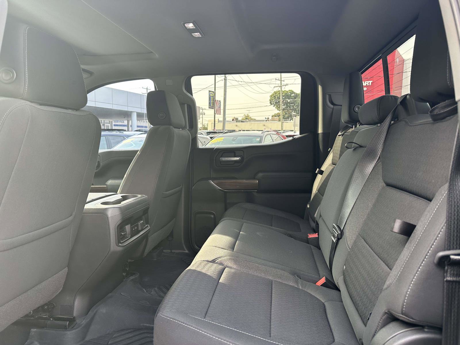 Used 2021 Chevrolet Silverado 1500 LT Trail Boss w/ Convenience Package II image 11