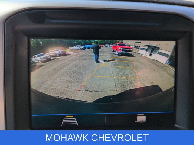 Used 2020 Chevrolet Silverado 1500 Custom Trail Boss w/ Custom Convenience Package AWD/4WD image 15