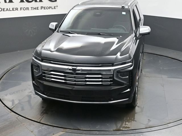 New 2026 Chevrolet Suburban Premier image 25