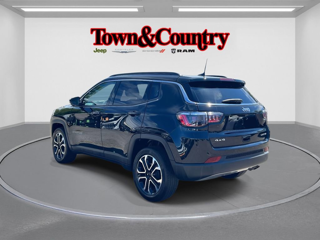 Certified 2022 Jeep Compass Limited image 7