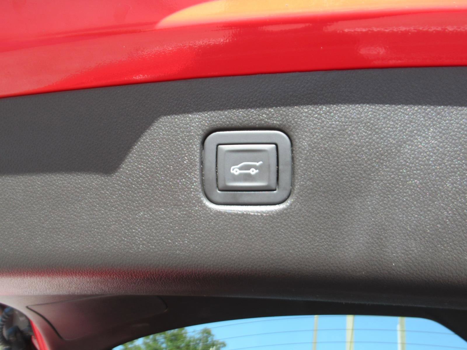 Used 2019 Chevrolet Blazer LT w/ Sun and Wheels Package image 29