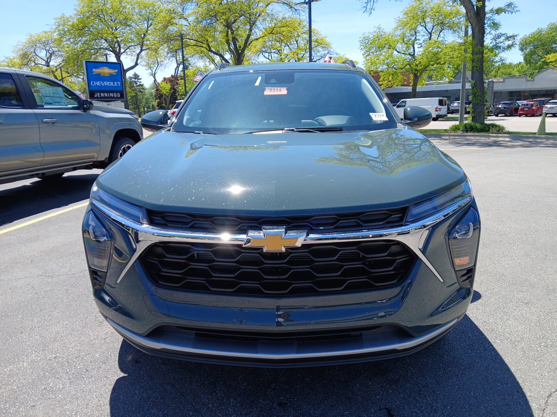 New 2026 Chevrolet Trax LT w/ Driver Confidence Package FWD image 28