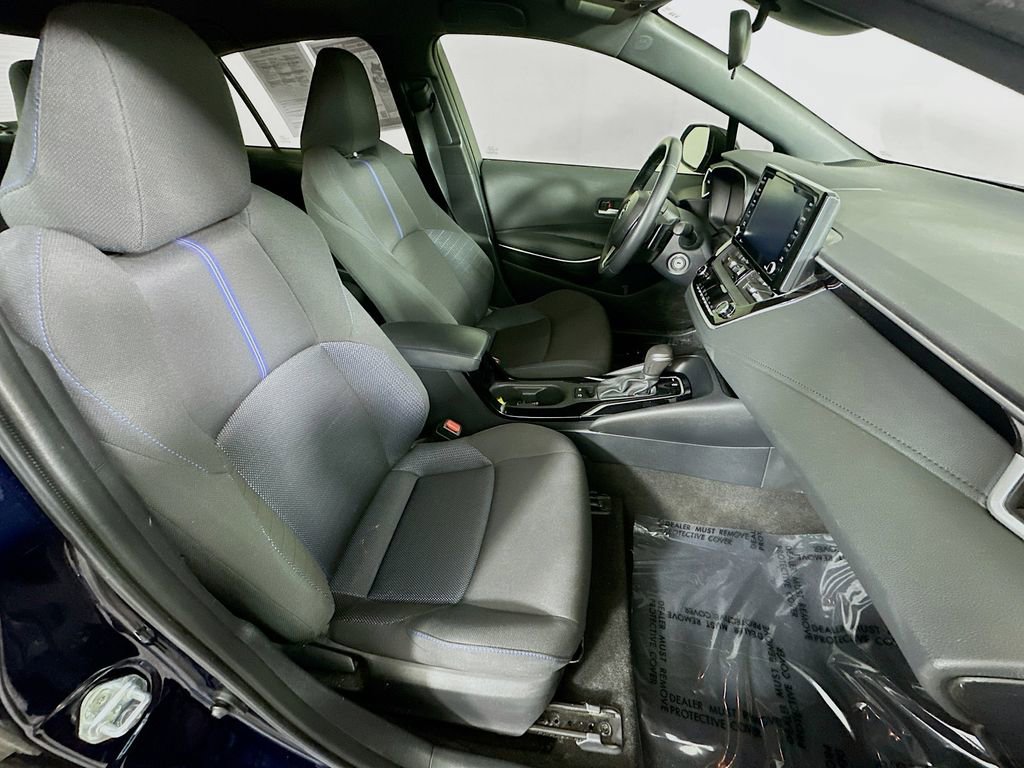 Used 2022 Toyota Corolla SE image 32