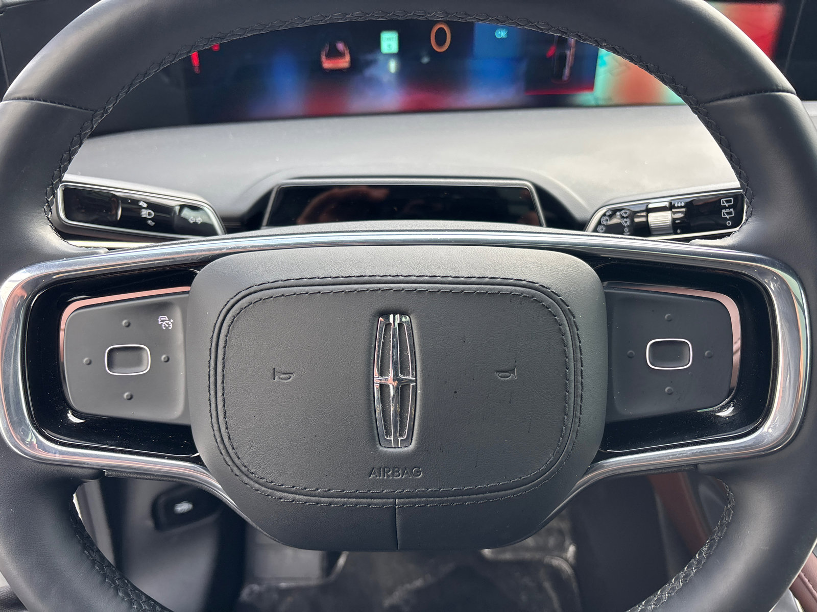 New 2026 Lincoln Nautilus Reserve image 16