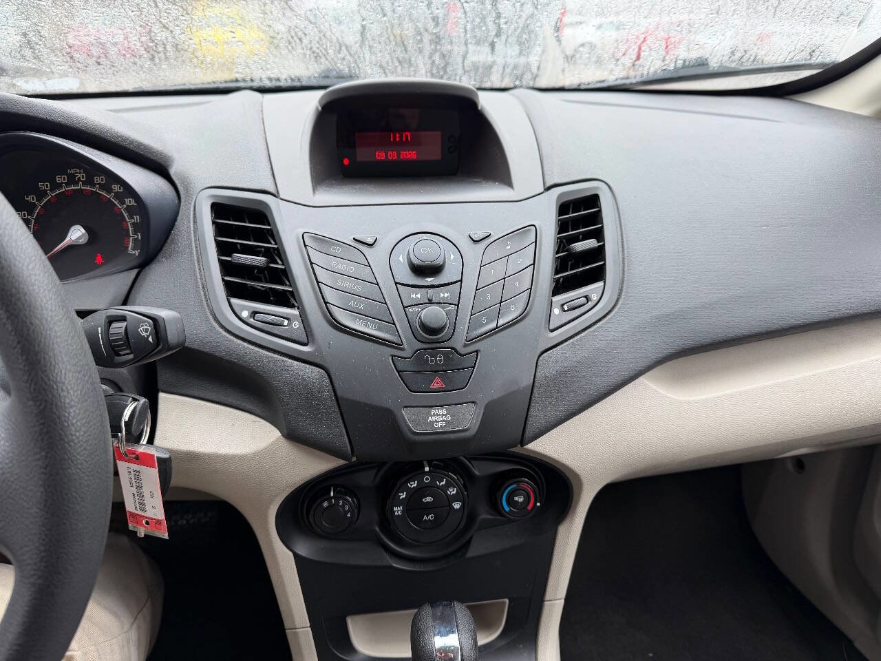 Used 2011 Ford Fiesta S image 18