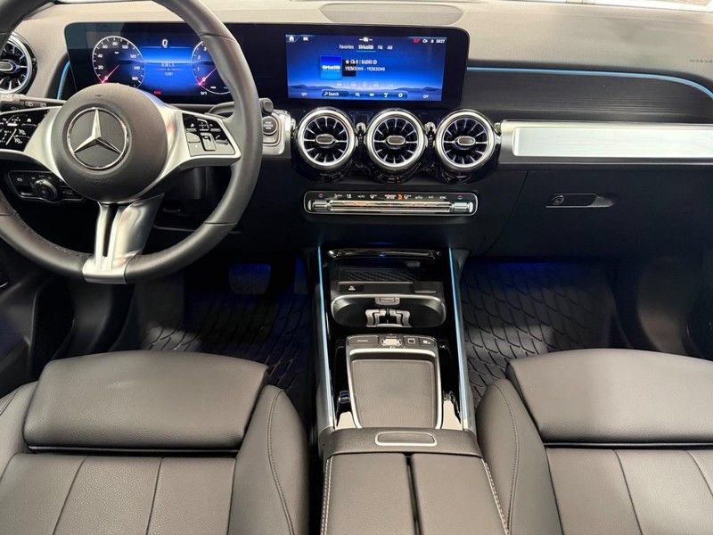 New 2026 Mercedes-Benz GLB 250 4MATIC image 9