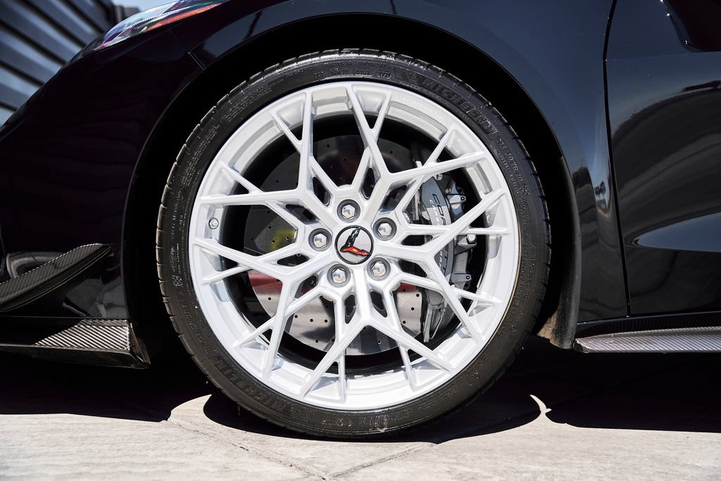 Used 2026 Chevrolet Corvette ZR1 w/ ZR1 Carbon Fiber Aero Package RWD image 3