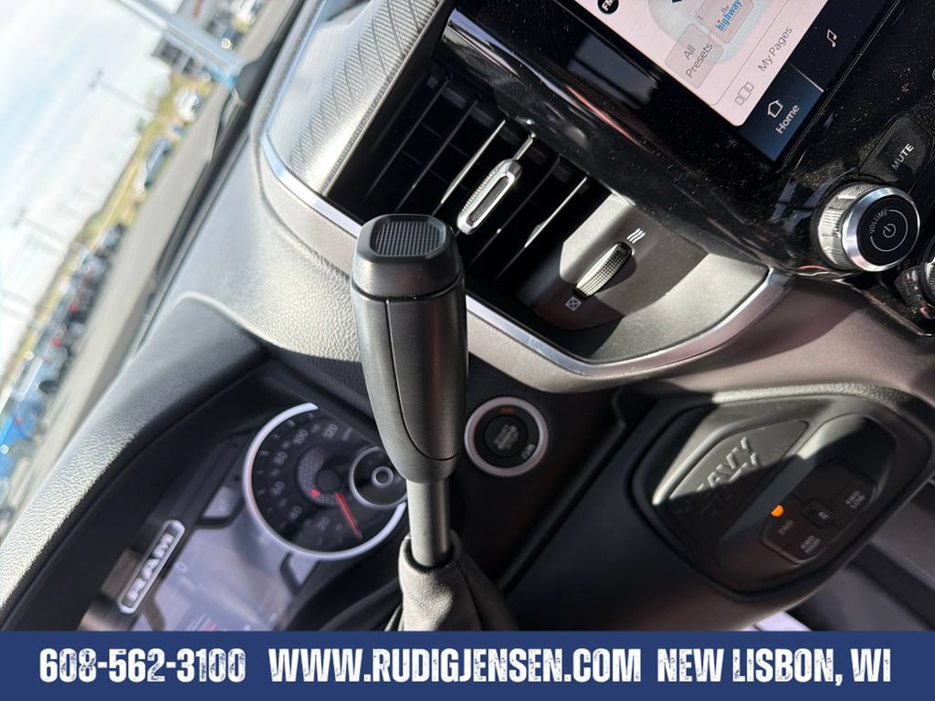 New 2026 RAM 2500 Big Horn AWD/4WD image 22
