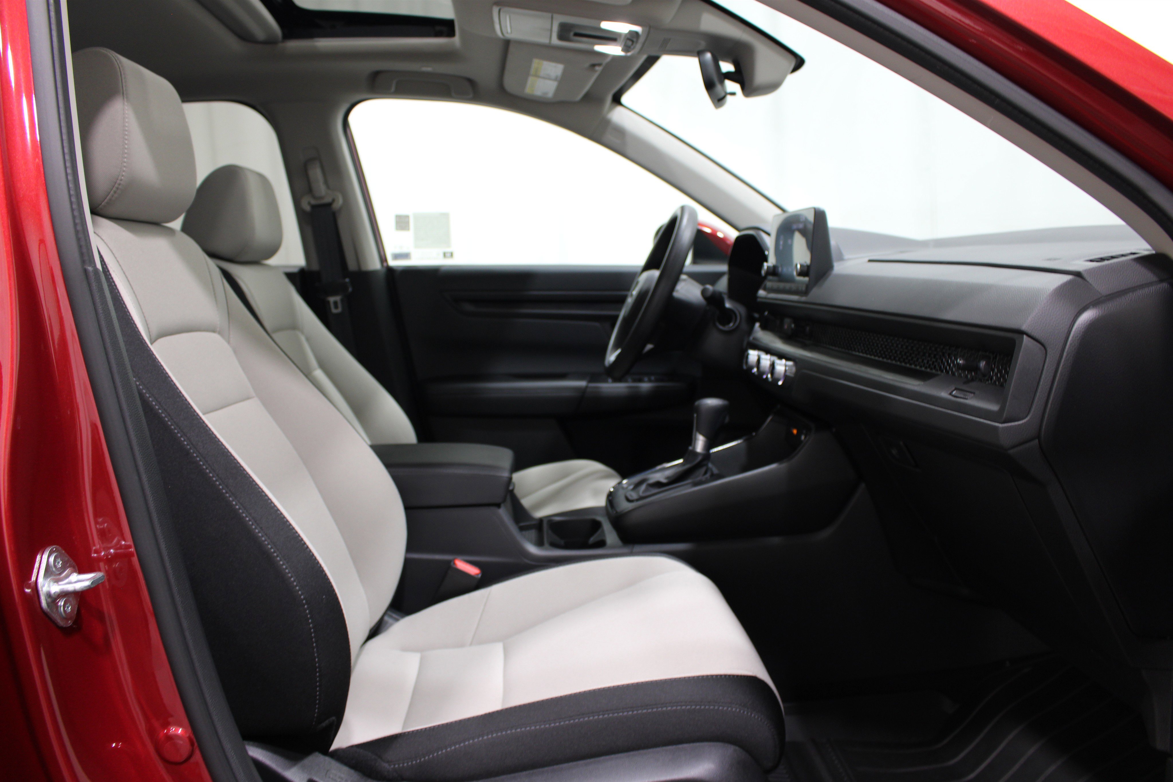 Used 2025 Honda CR-V EX image 23