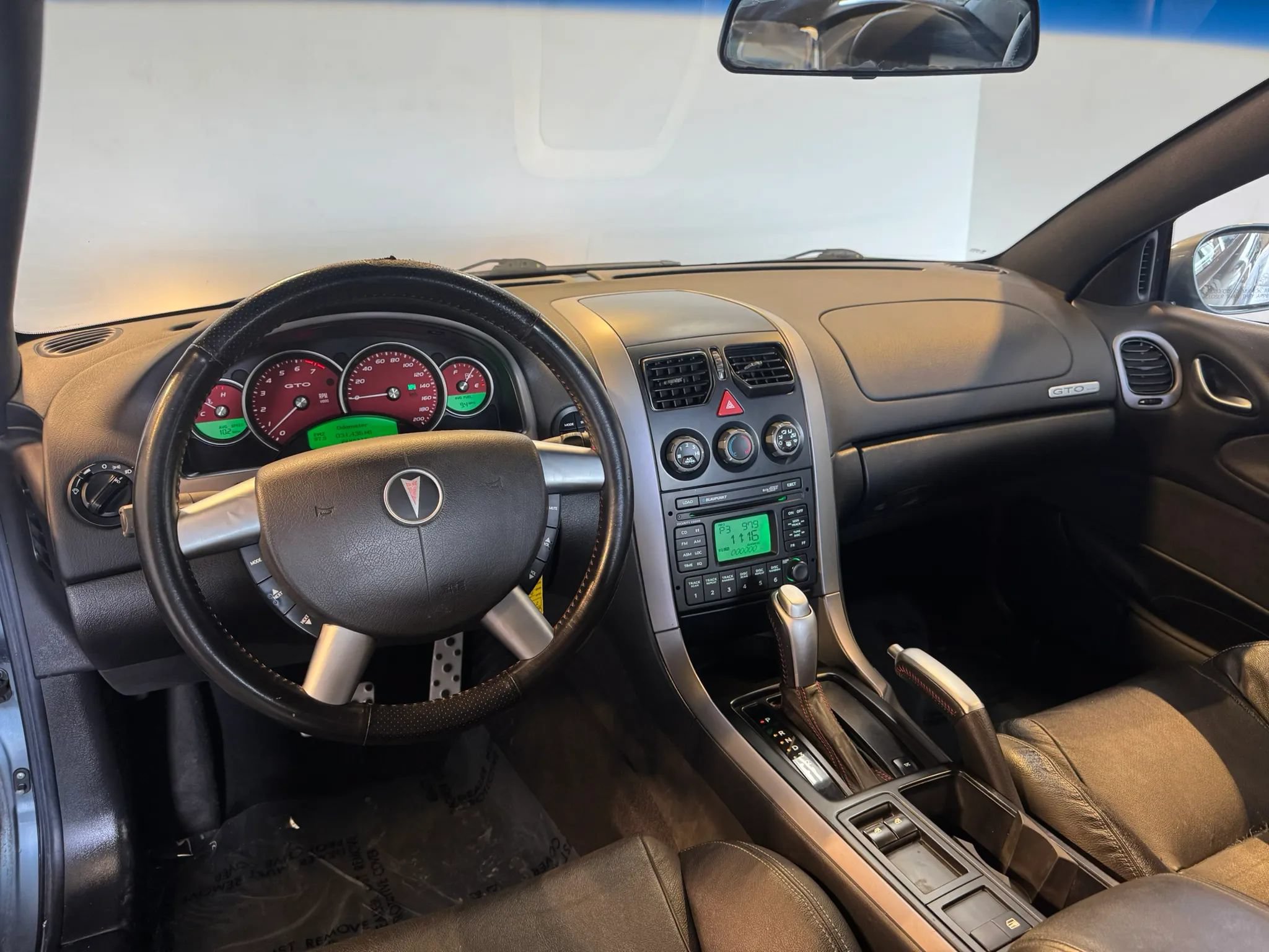 Used 2006 Pontiac GTO RWD image 11