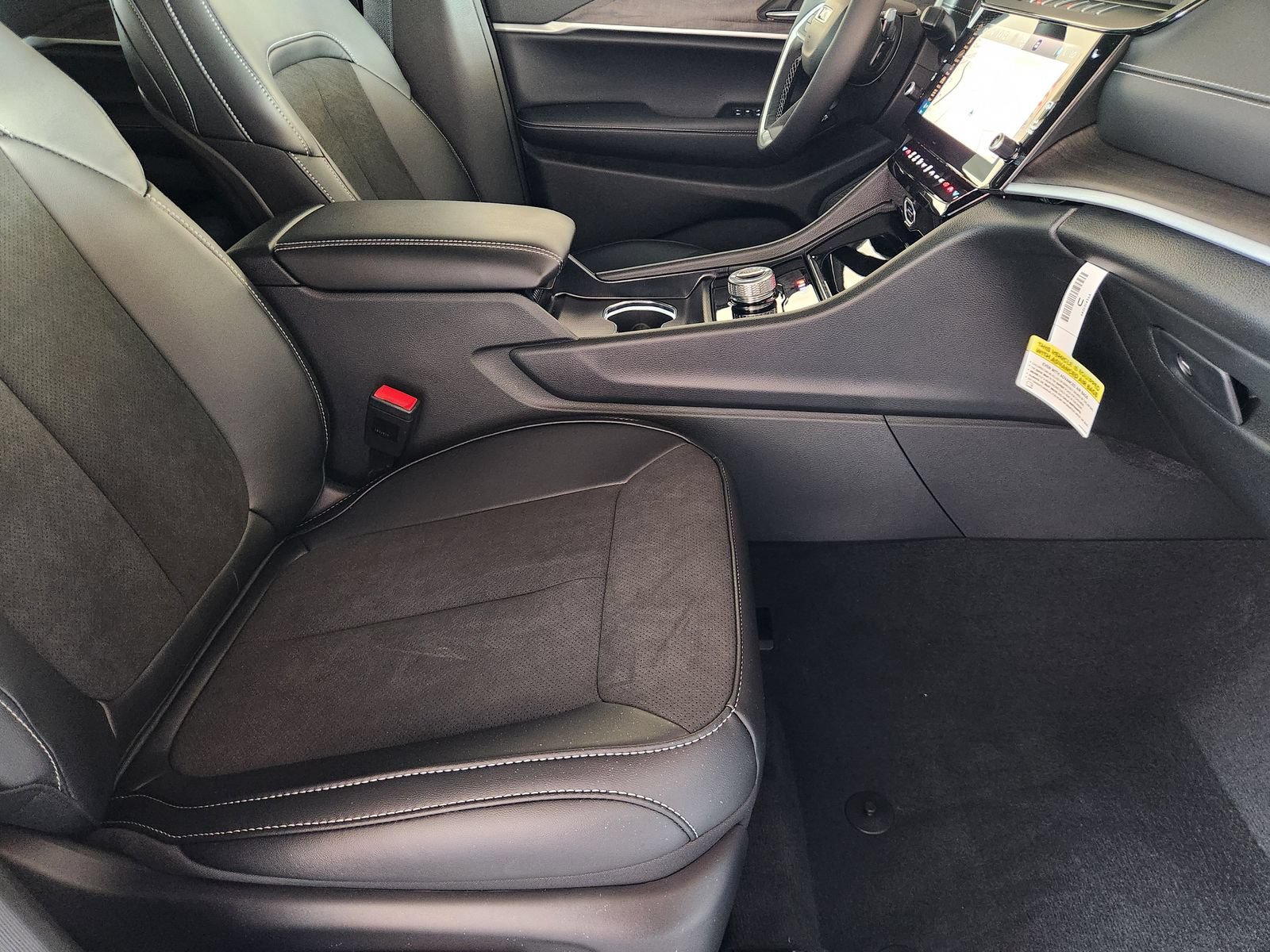 New 2026 Jeep Grand Cherokee Altitude RWD image 13