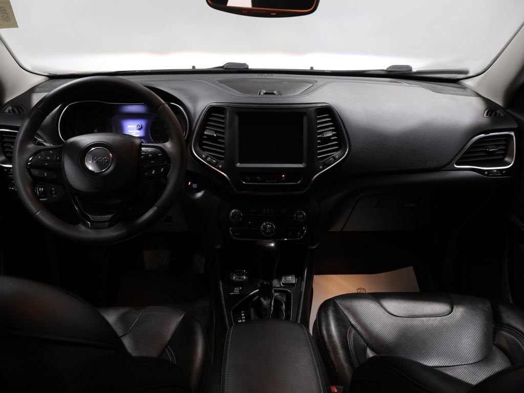 Used 2023 Jeep Cherokee Altitude Lux image 17