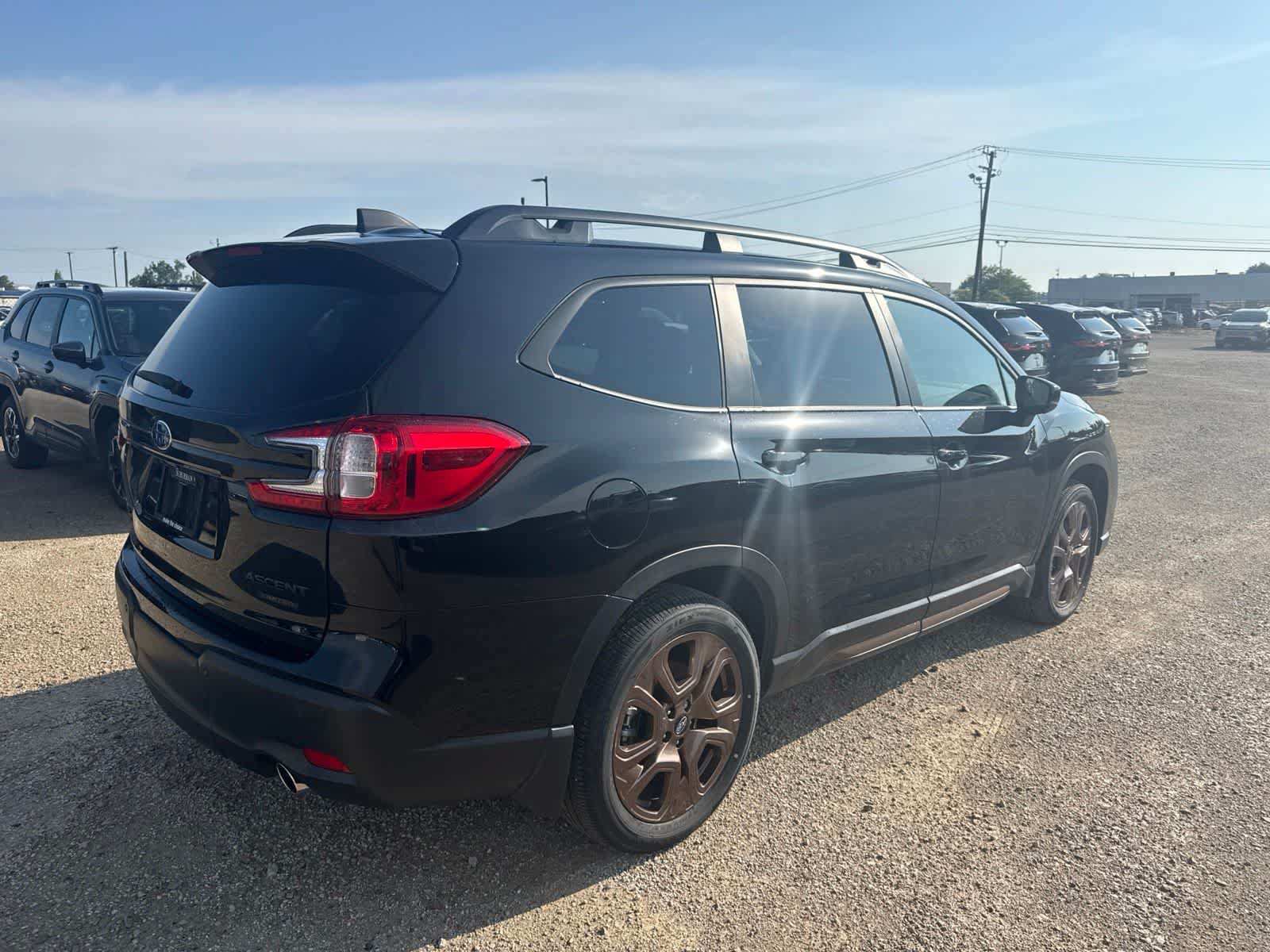 Used 2026 Subaru Ascent Limited Bronze AWD/4WD image 3