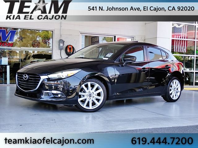 Used 2017 MAZDA MAZDA3 Grand Touring w/ Premium Equipment Package FWD image 2