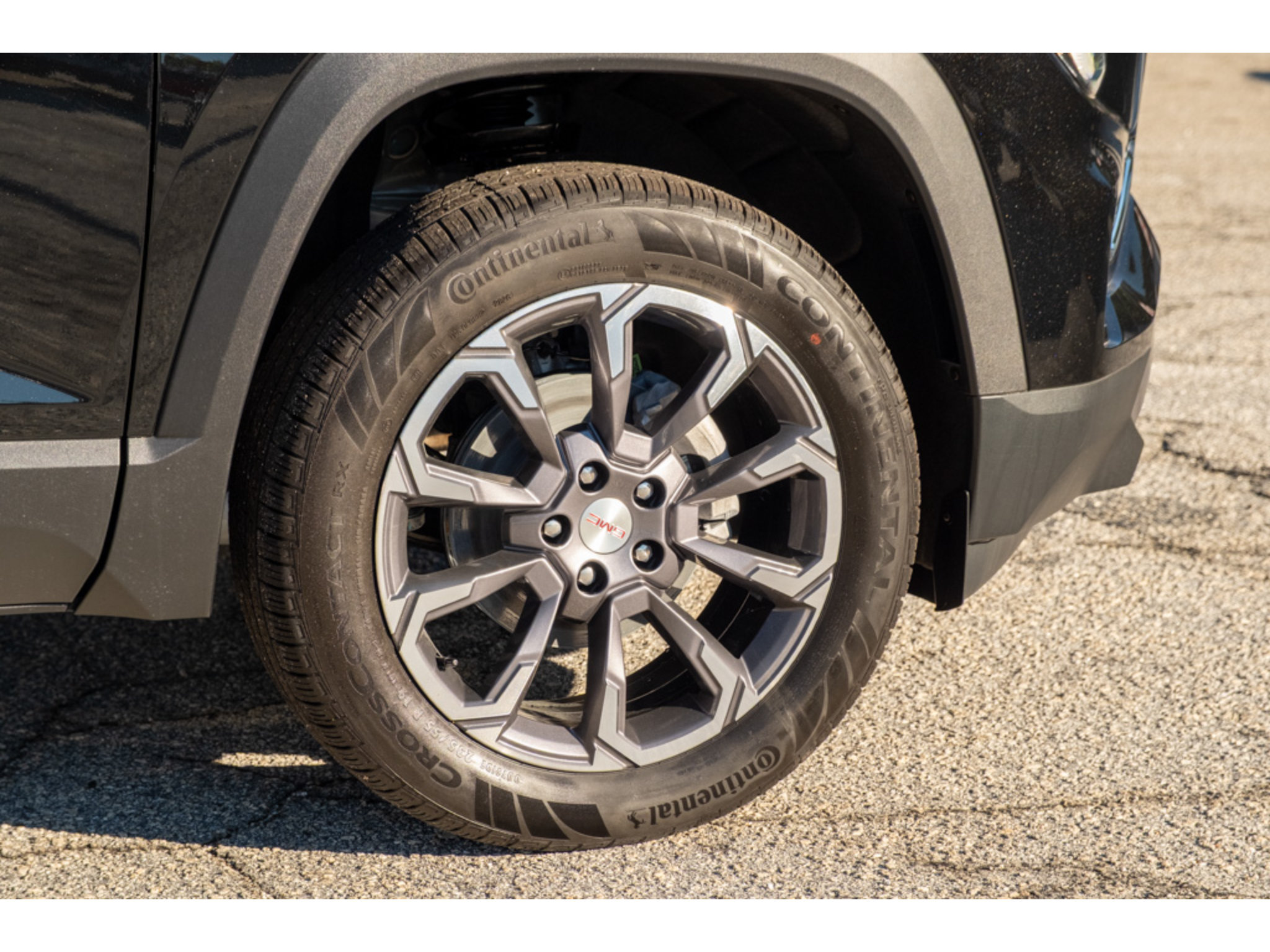 New 2027 GMC Terrain Elevation w/ Elevation Premium Package FWD image 10