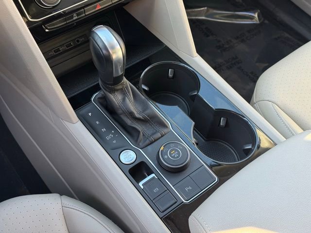 Used 2021 Volkswagen Atlas SEL R-Line image 18