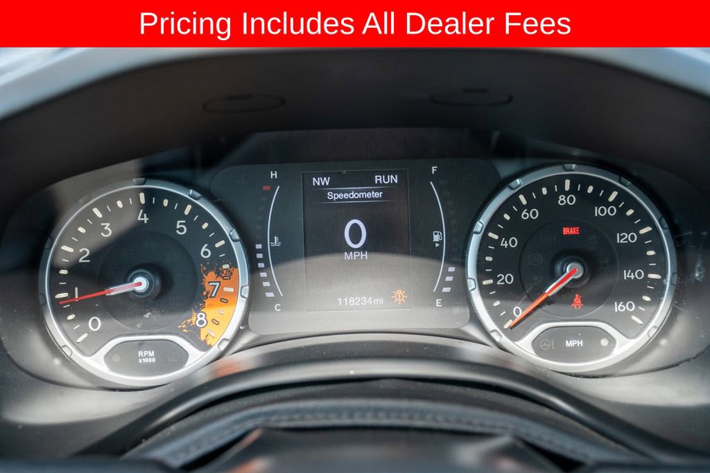 Used 2017 Jeep Renegade Latitude FWD image 16