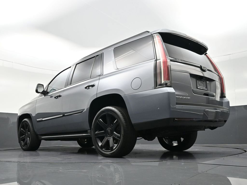 Used 2020 Cadillac Escalade Luxury image 28