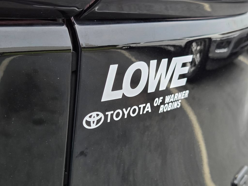 Certified 2024 Toyota Sequoia SR5 w/ SR5 Premium Package AWD/4WD image 11