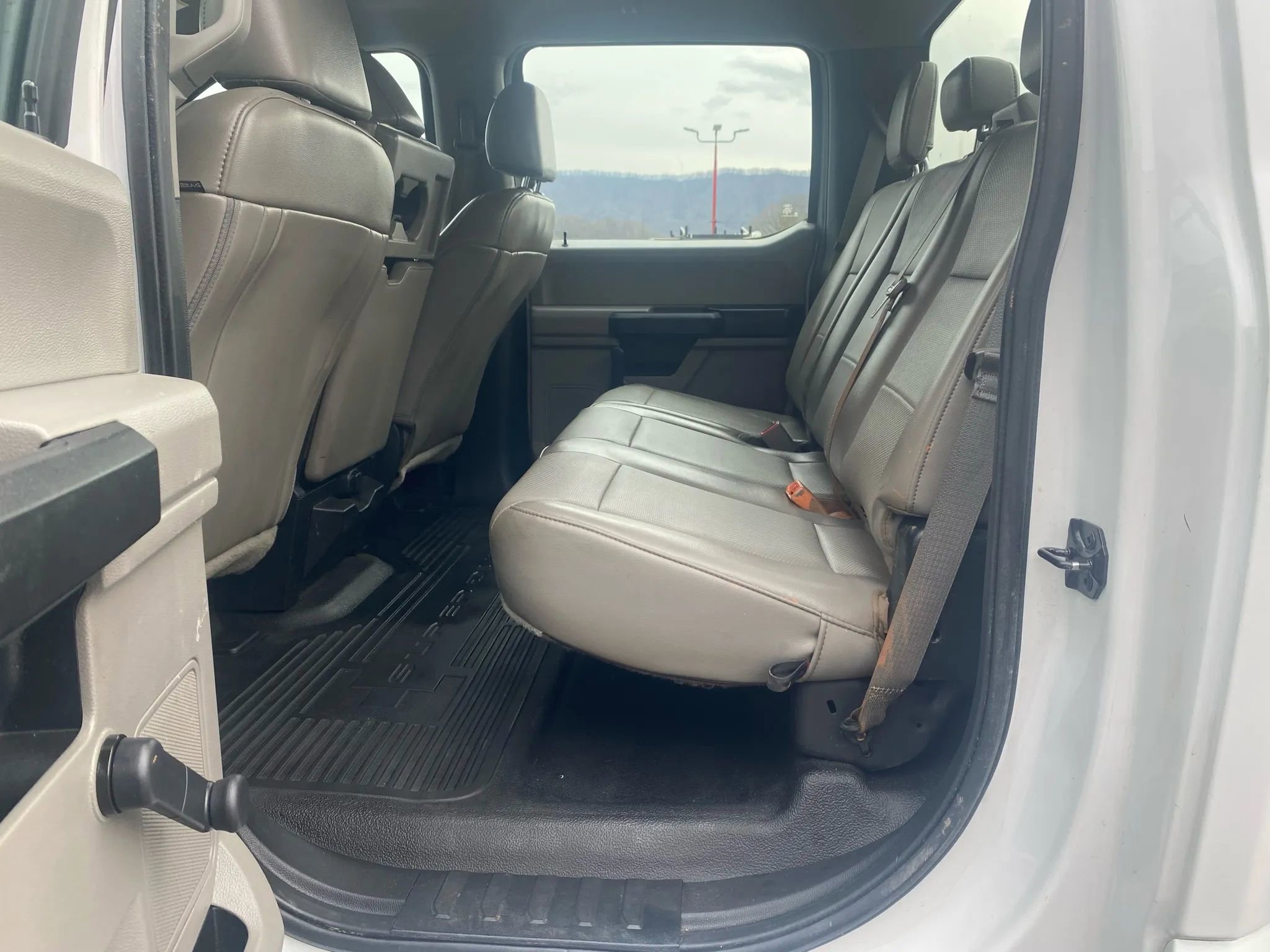 Used 2019 Ford F250 XL image 24