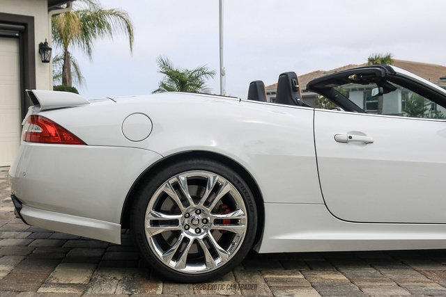 Used 2013 Jaguar XKR R-S RWD image 10