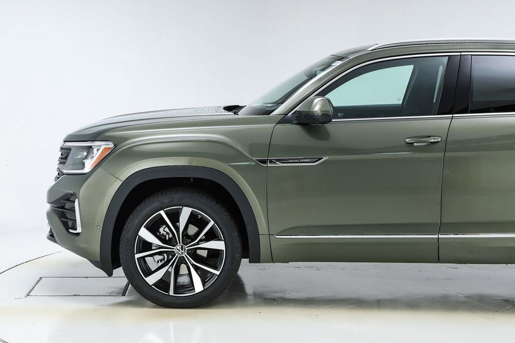 New 2026 Volkswagen Atlas Cross Sport SEL Premium R-Line image 3