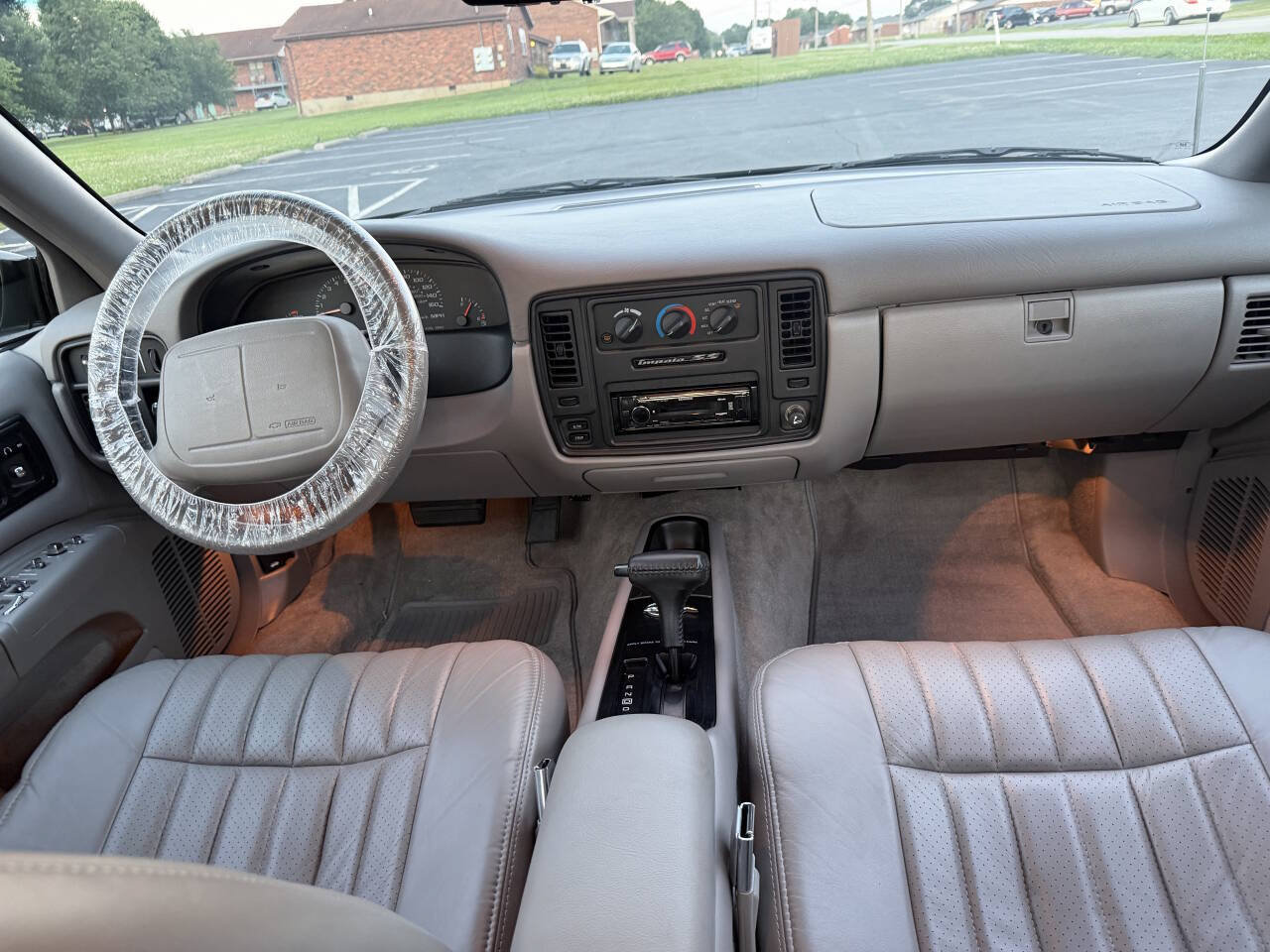 Used 1996 Chevrolet Impala SS RWD image 26