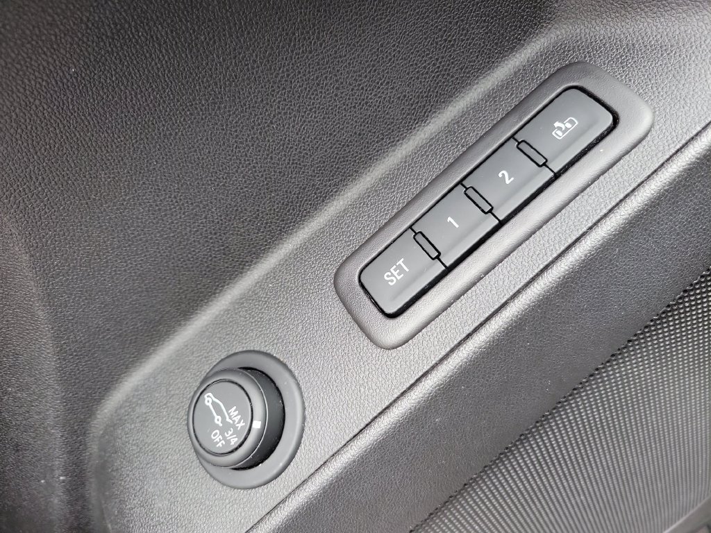 Used 2020 Chevrolet Equinox Premier AWD/4WD image 28