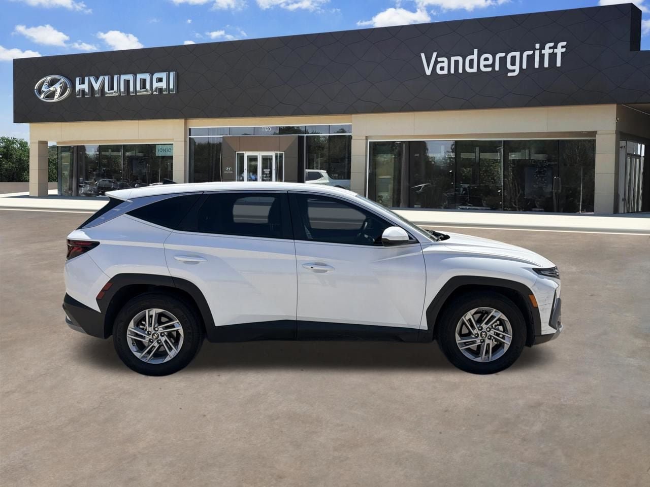 Used 2025 Hyundai Tucson SE FWD image 5