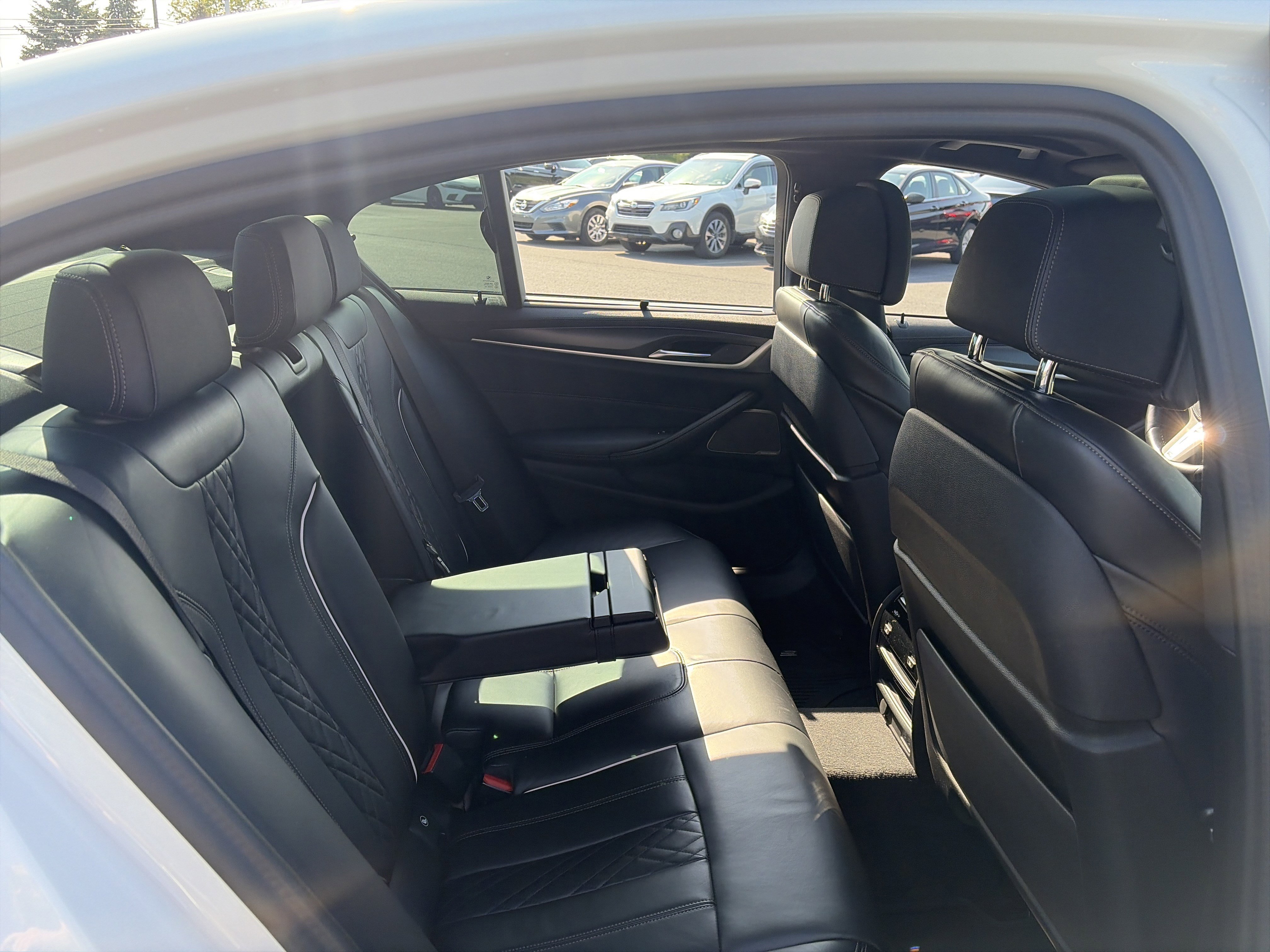 Used 2023 BMW M550i xDrive w/ Executive Package AWD/4WD image 43