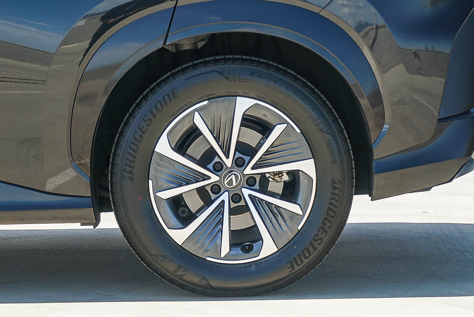 Certified 2023 Lexus RZ 450e Premium w/ Technology Package AWD/4WD image 10