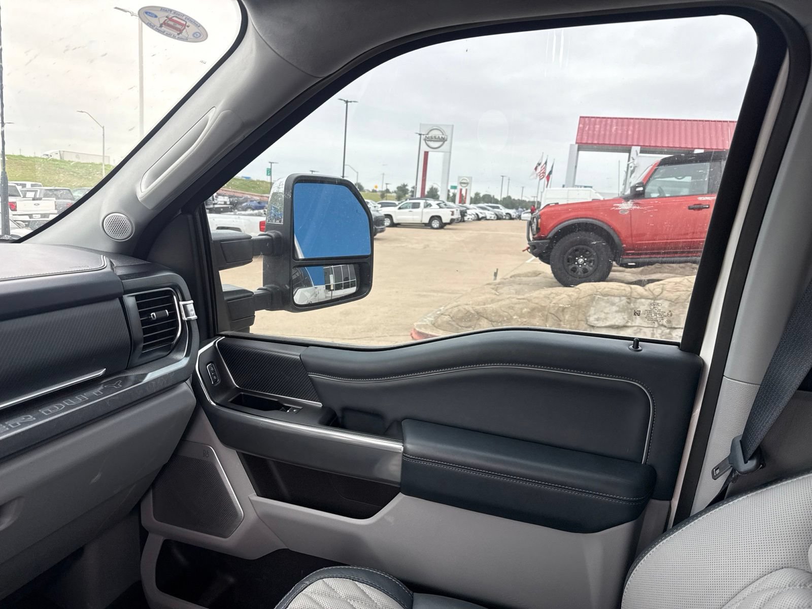 Used 2024 Ford F250 Limited AWD/4WD image 33