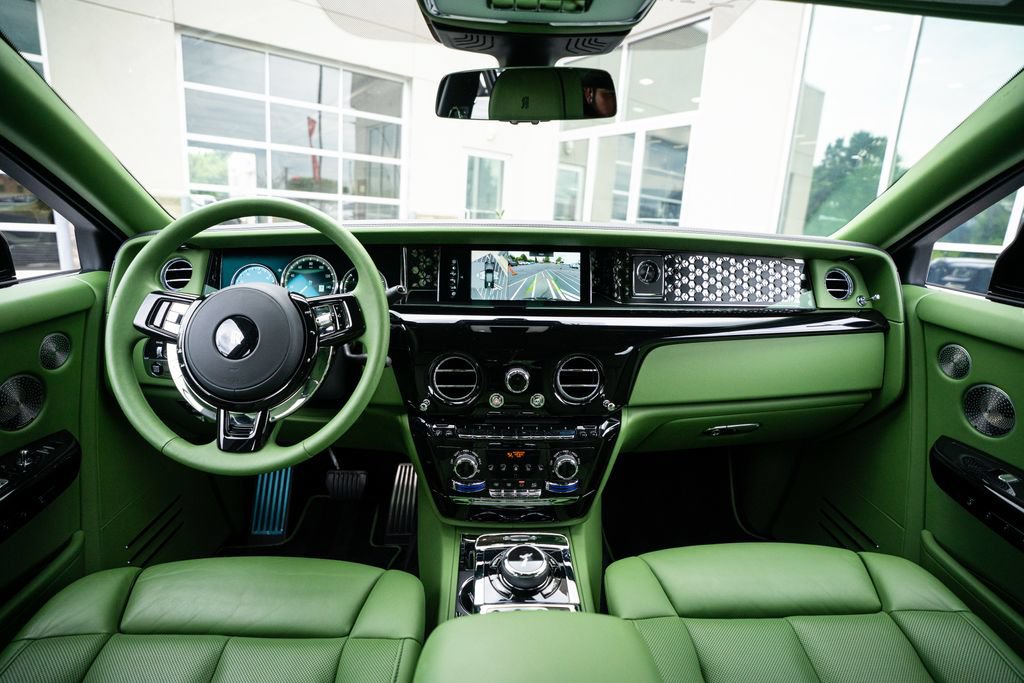 Used 2023 Rolls-Royce Phantom Sedan w/ The Phantom Package RWD image 56