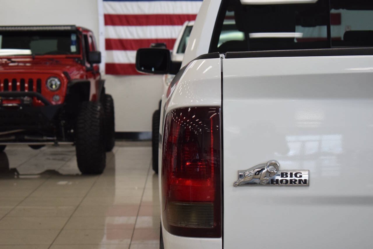 Used 2018 RAM 1500 Big Horn RWD image 14